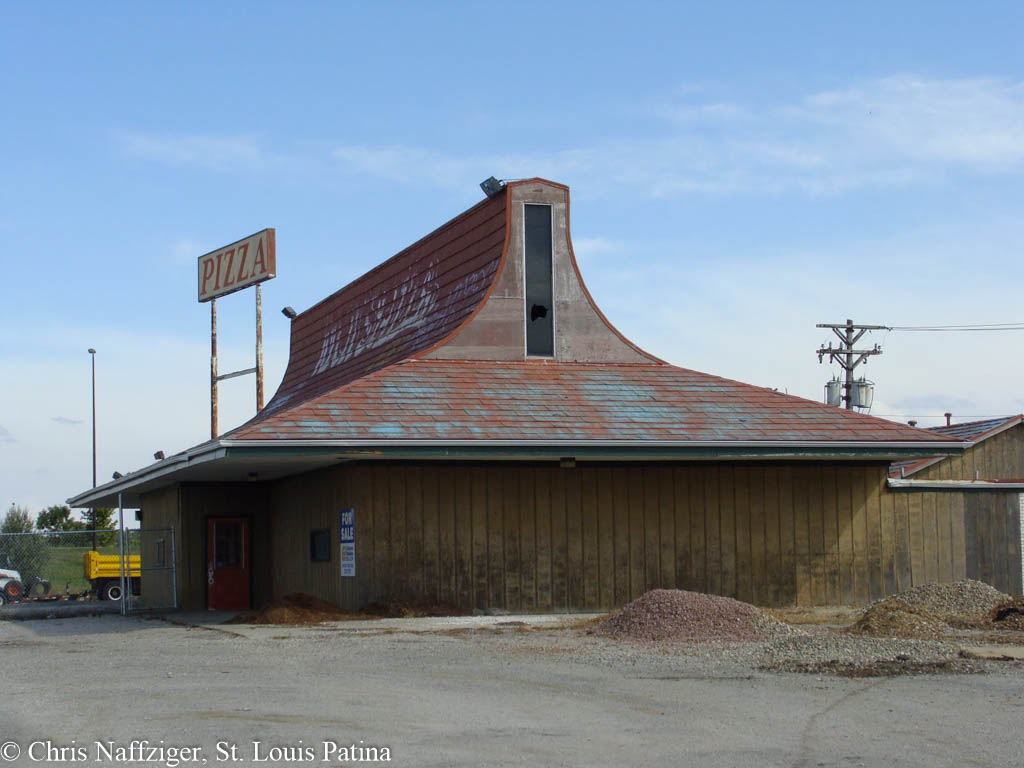 Abandoned Stuckey’s, South of Springfield, Illinois St Louis Patina