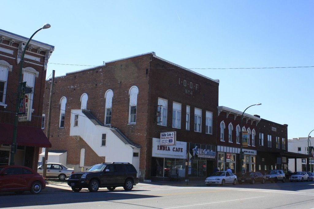 Town Square, Fairfield, Iowa – St Louis Patina
