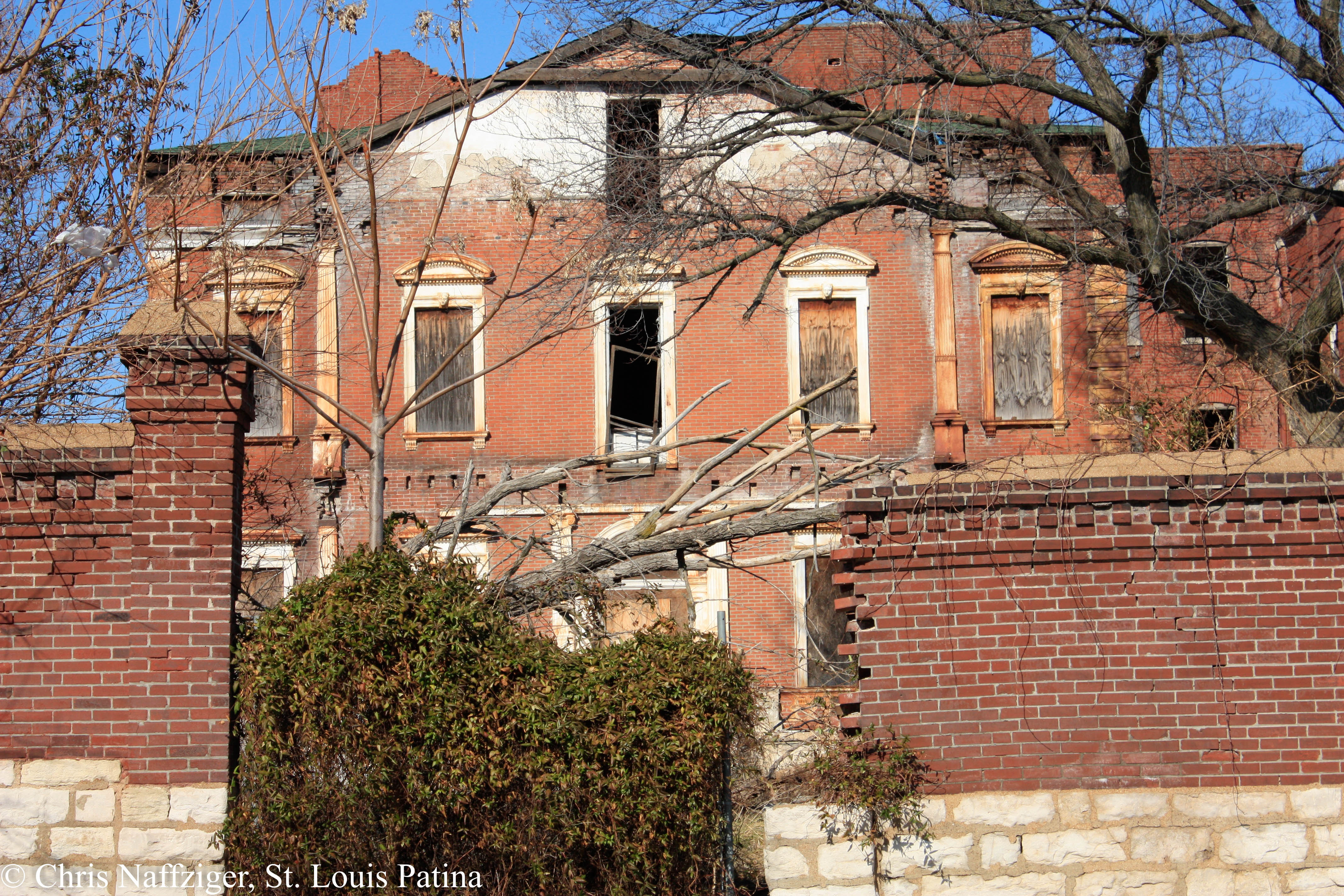 Clemens Mansion, Two Weeks in Winter 2016 St Louis Patina
